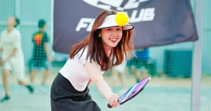 曾经的“老头乐”，如今被中产捧成“新网红”！有商家两年生意将破亿