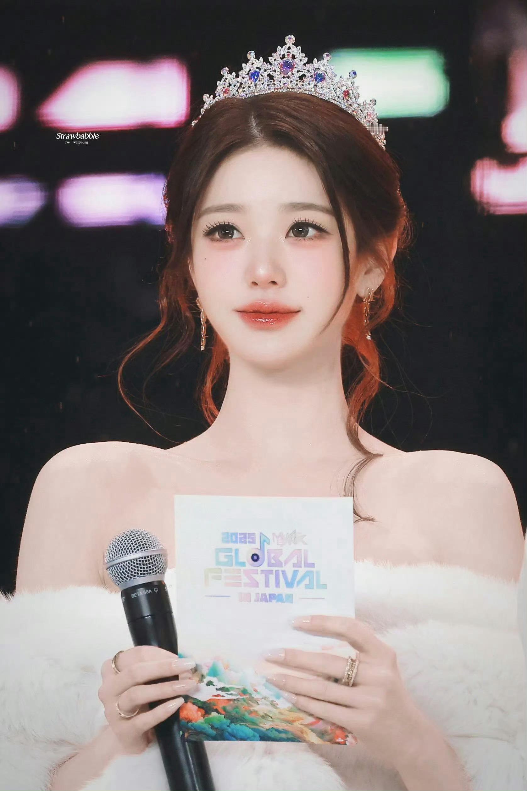 张元英完全公主来的 皇冠造型神来之笔 没晕了小圆宝宝 