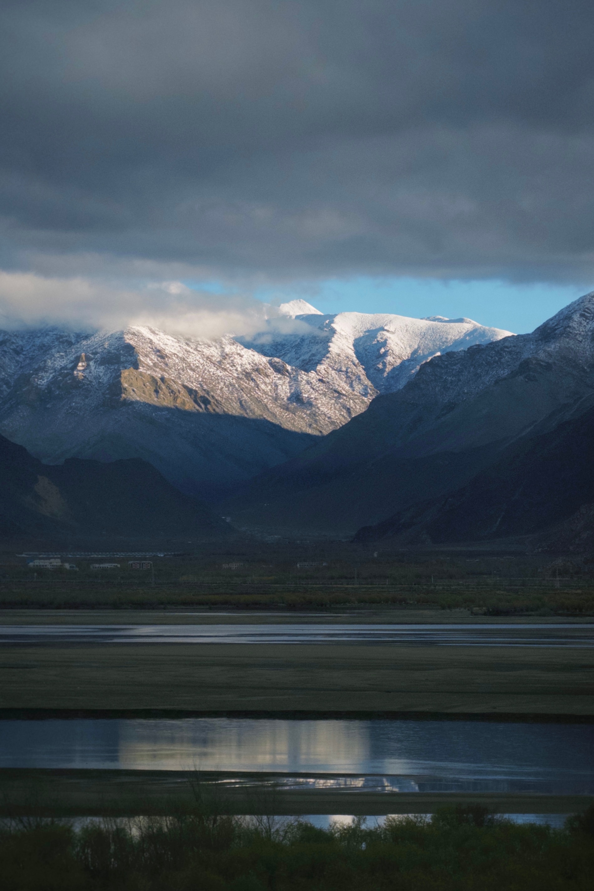 今天试驾问界M6 车美，景美，我也挺美这颜值你打几分？ 林芝