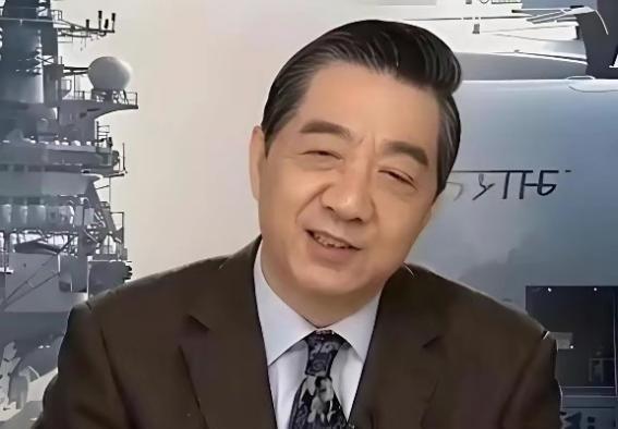 谢谢你张召忠！你真是伟大的预言家！2015，年你就说过：“美国啥也不干，让东方大