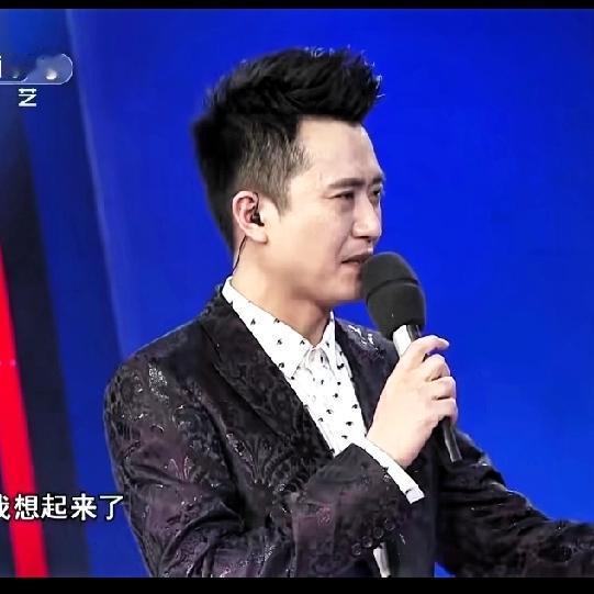 结肠癌晚期 瘦到80斤最后……
知道杨帆的《越战越勇》节目吧？今天在这个舞台上让