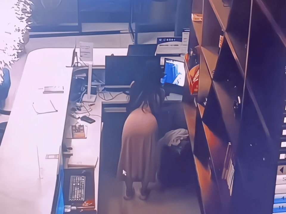 前台收银这样，要不要开除！[哆啦A梦害怕] ​​​