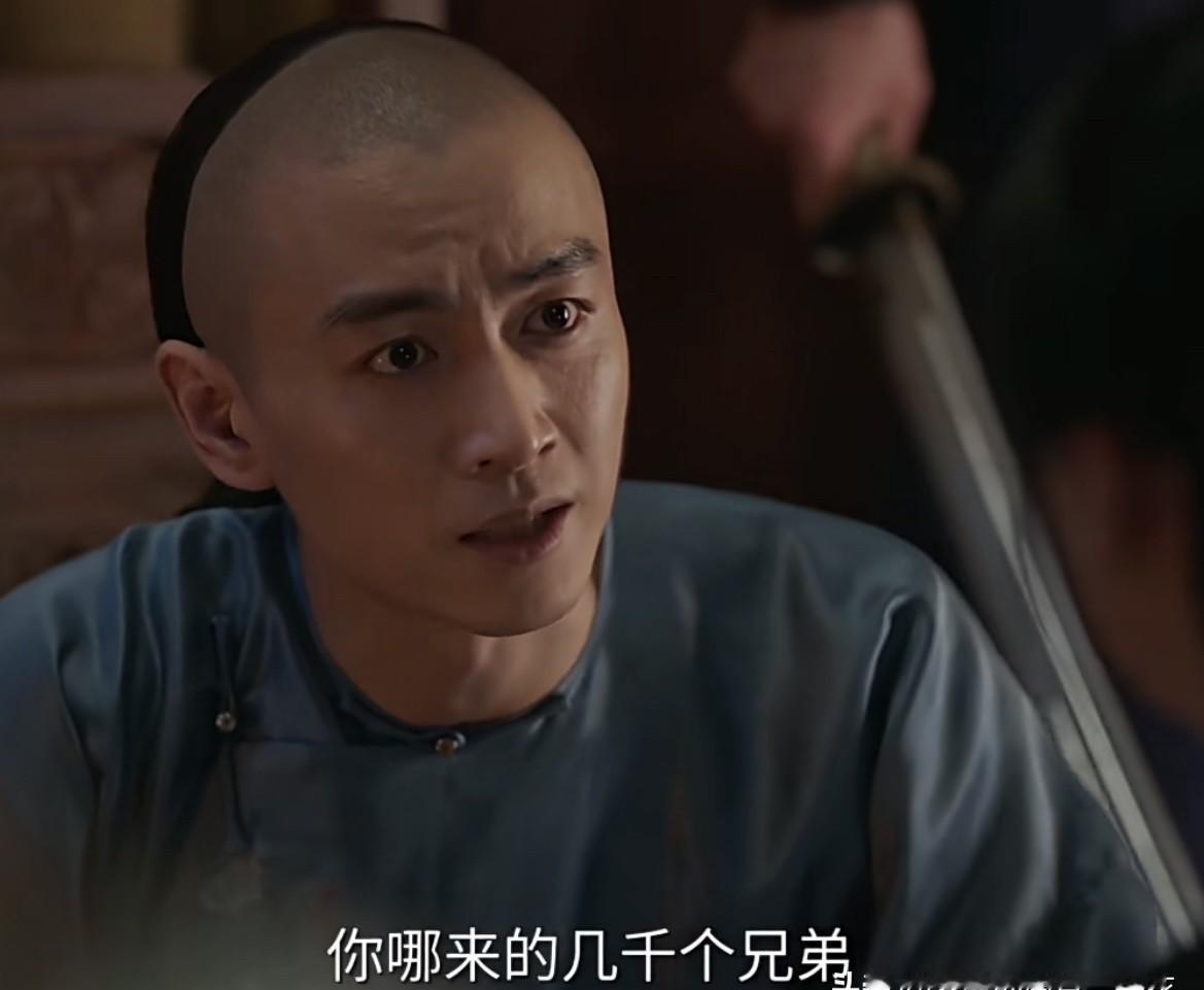 道德绑架的顶级谋略，不是哭诉，而是让你“自愿”戴上英雄的枷锁。
《大生意人》最新