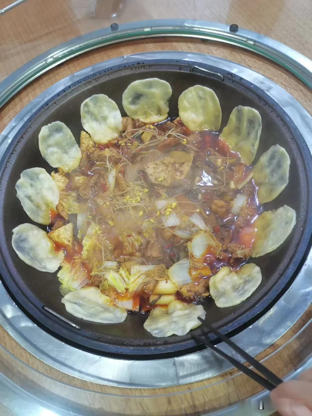 问大家一个问题，家有初中生或是高中生的是不是盼着早点开学，心脏快受不了了。

早