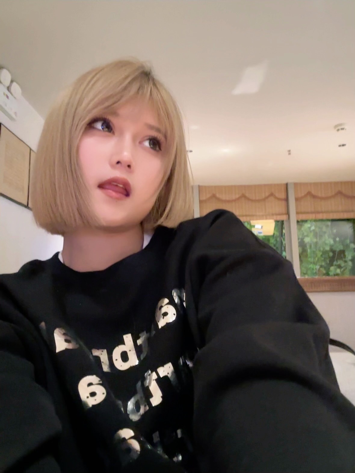 人就该循环在自己的喜欢里 ​​​