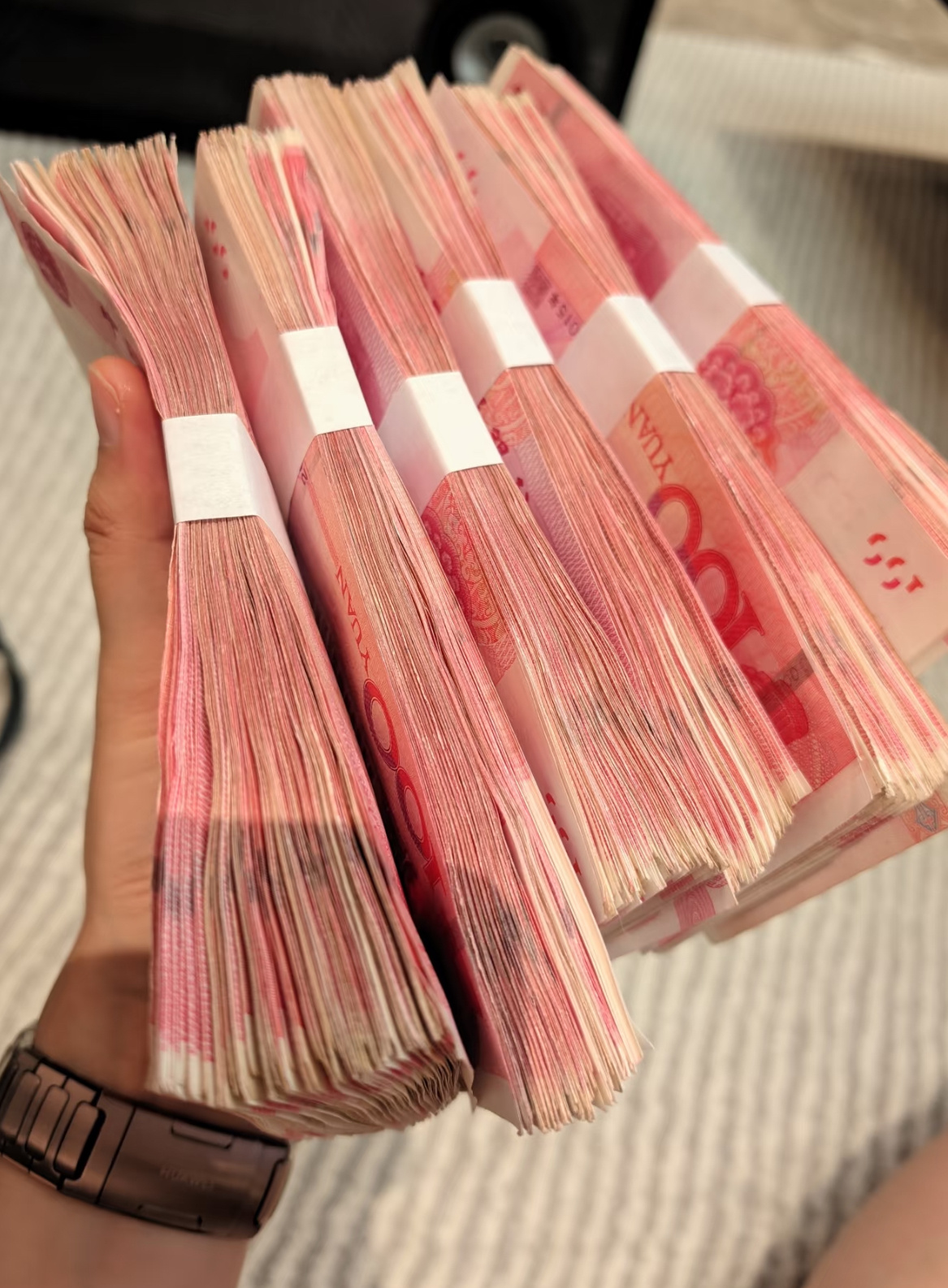 吸金体质全开！赚钱轻松不费力，存款翻倍再翻倍💰 运势
