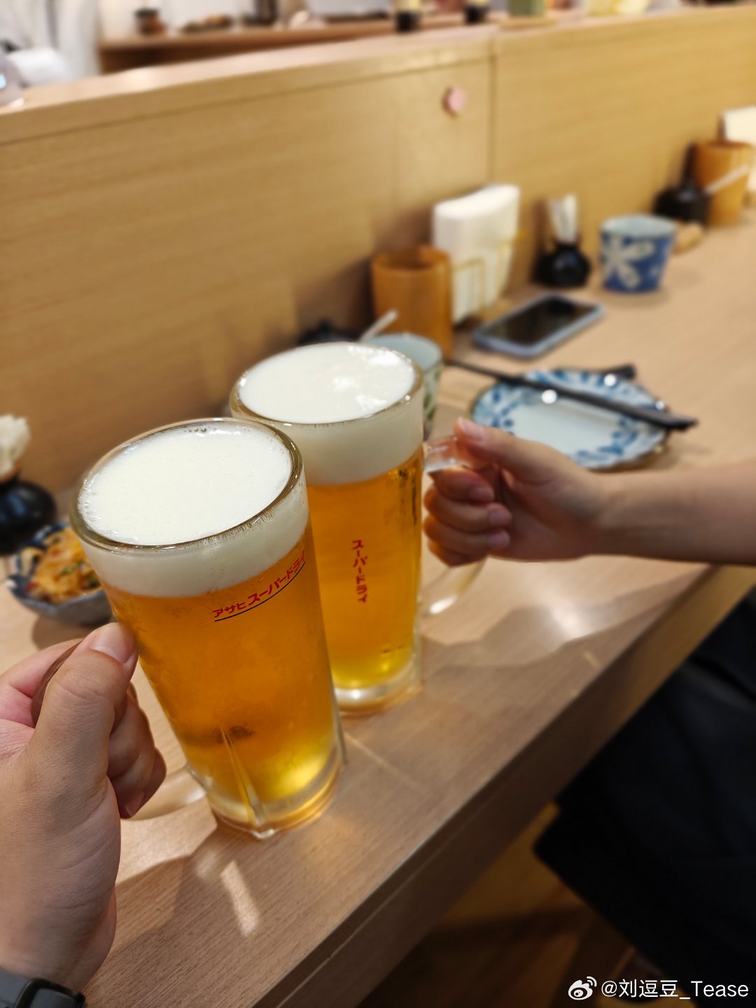 跟着媳妇吃三天吃九顿没吃上日料自助吃个烧鸟安慰下自己优质蛋白✓我的日常plog 