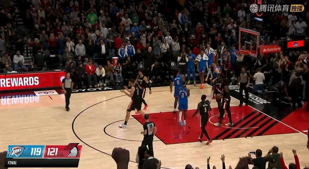 开拓者战胜雷霆 开拓者121:119爆冷战胜雷霆！终结了雷霆8连胜！金秋观赛季新