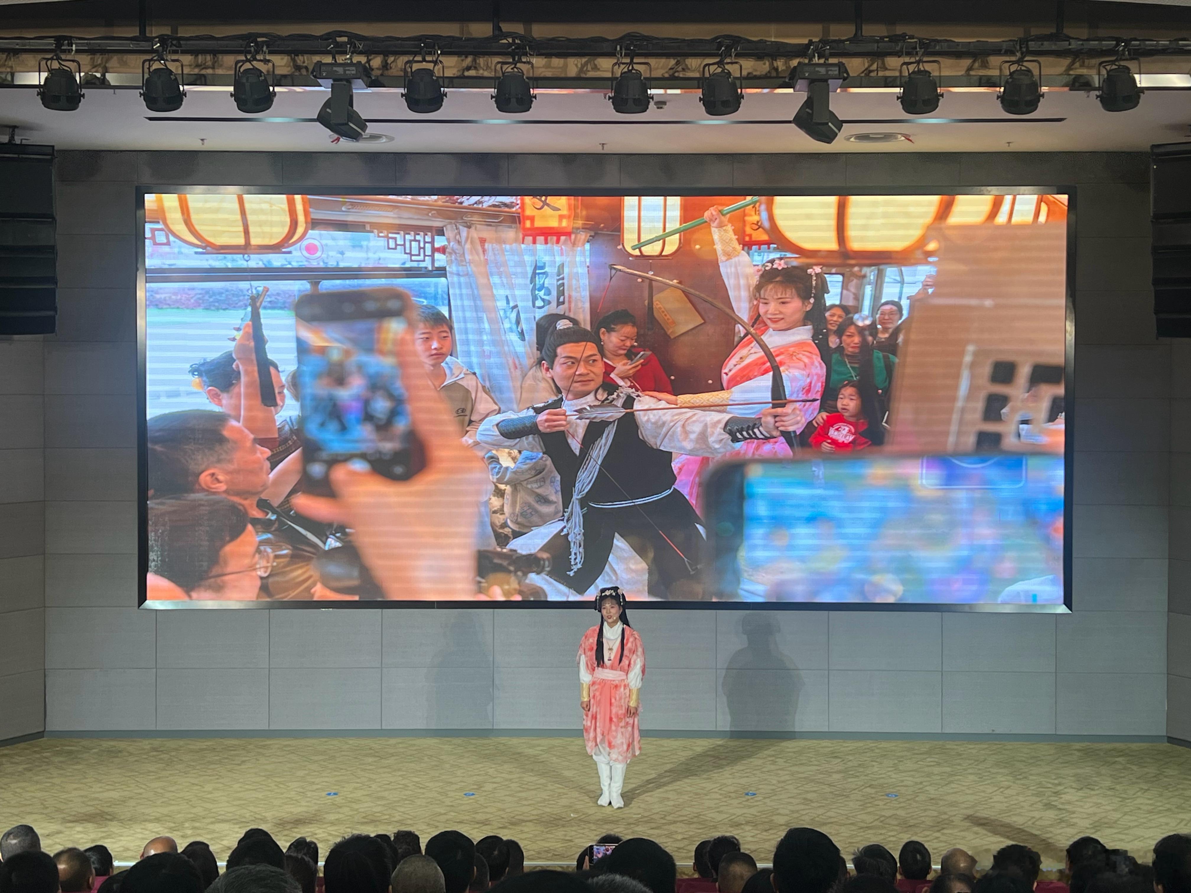 【2025年襄阳市网络文明宣传月正式启动 五地携手共筑清朗网络空间】10月15日