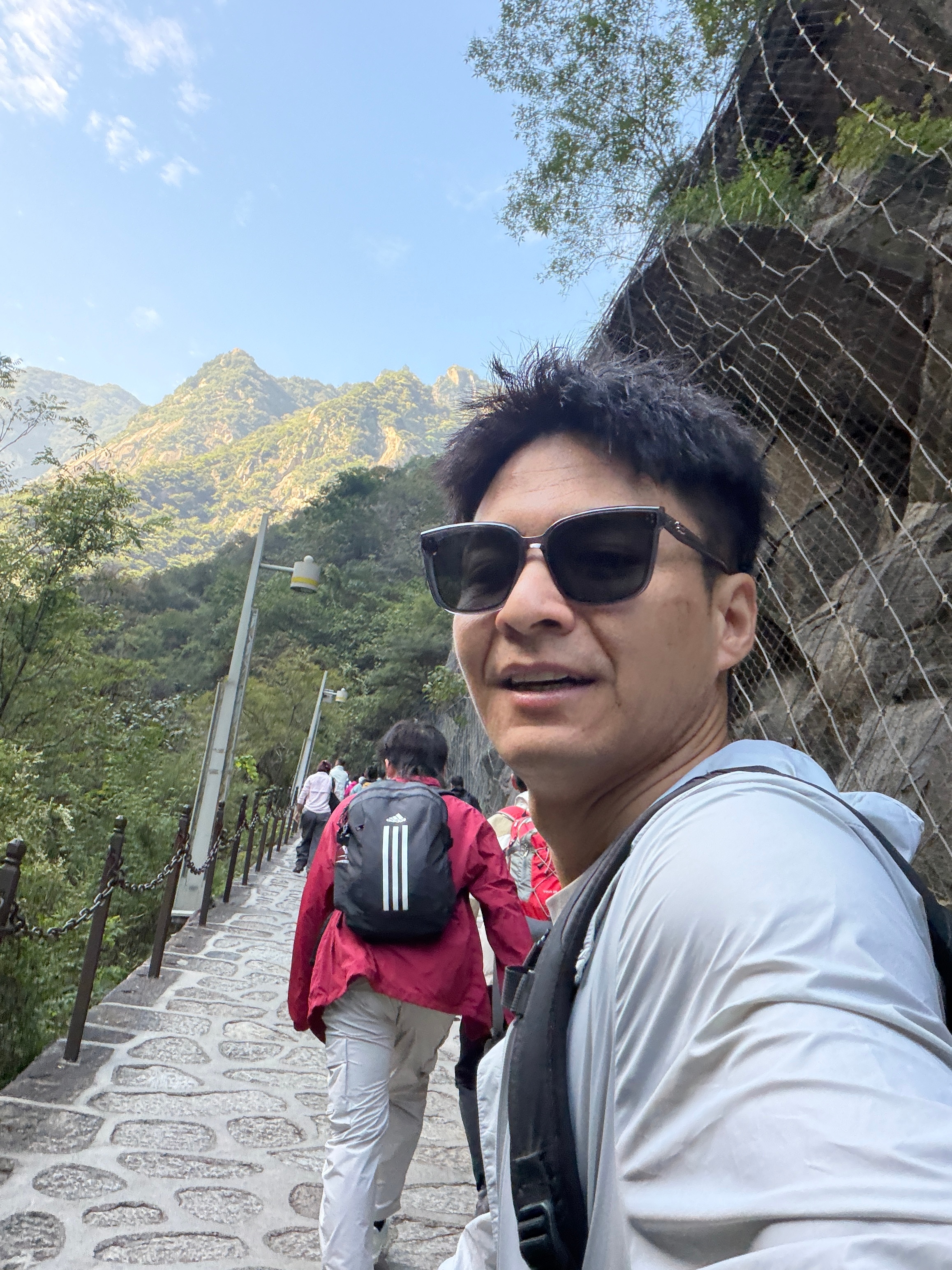 华山开拔！争取7个小时搞定[并不简单]  ​​​
