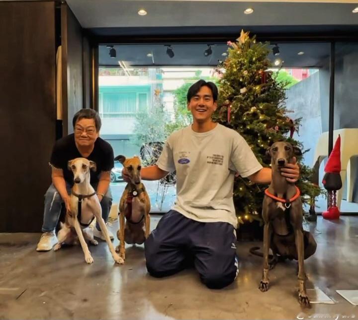 彭于晏 这个月的美好定格有好多一定要越来越好哦彭于晏态度Eddietude来源c