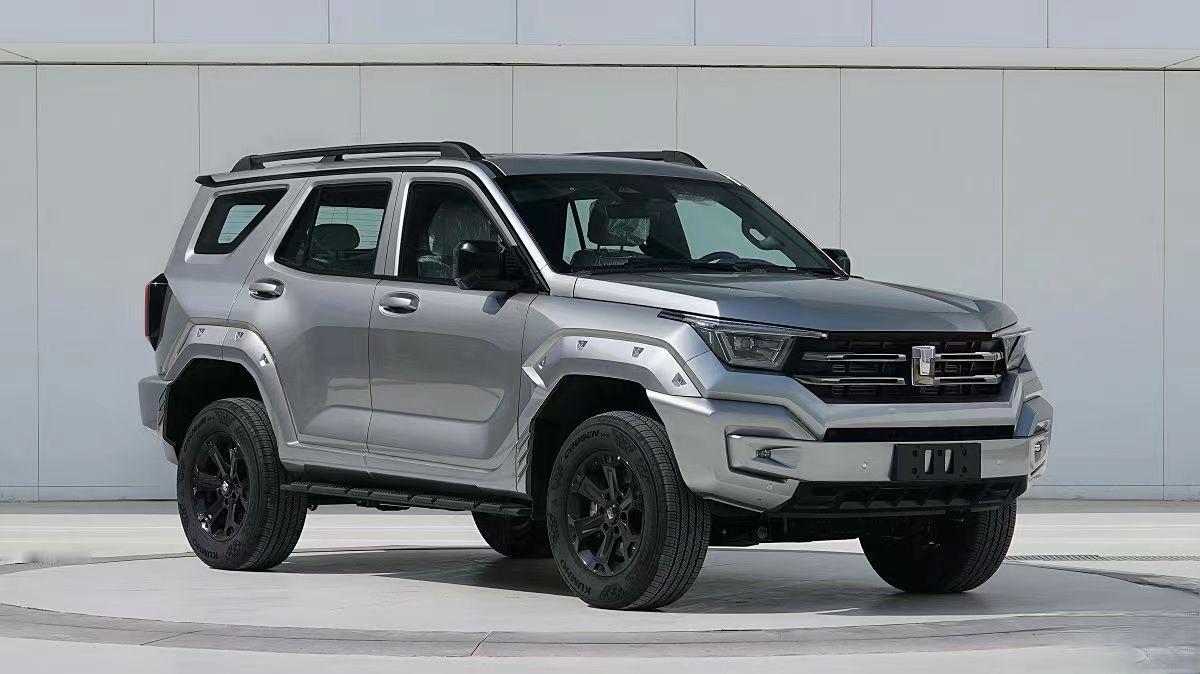 【价格会有惊喜吗？坦克400柴油版申报图发布】日前，我们从最新一期工信部官网获取