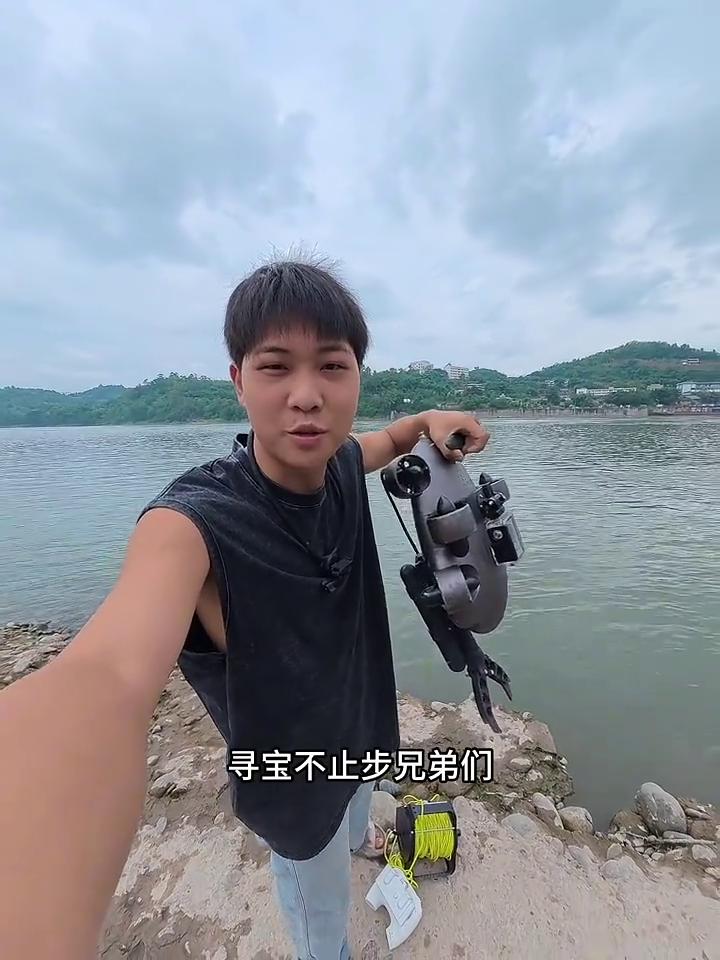 兄弟们，终于出传说了，含金量特别高的一日未暴富，寻宝不止步。兄弟们，今天小旺又带