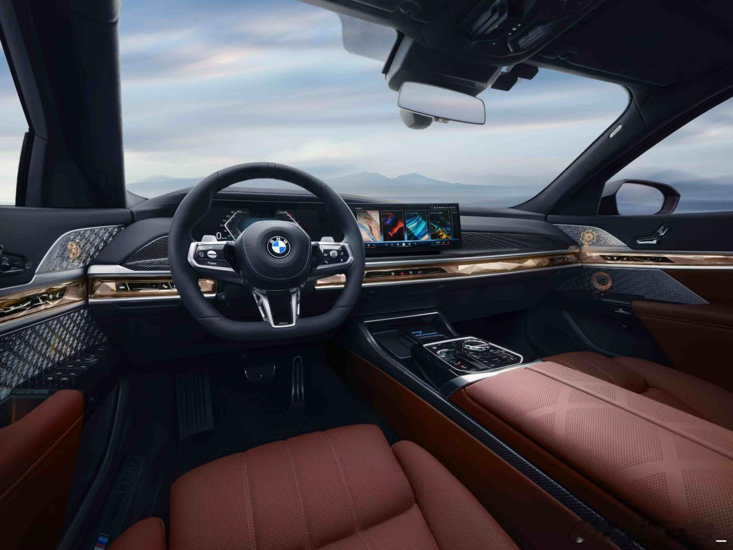 BMW 7系熠影臻藏版  大家觉得怎么样继承了宝马一贯的尊，这个尊不是（）的宝马