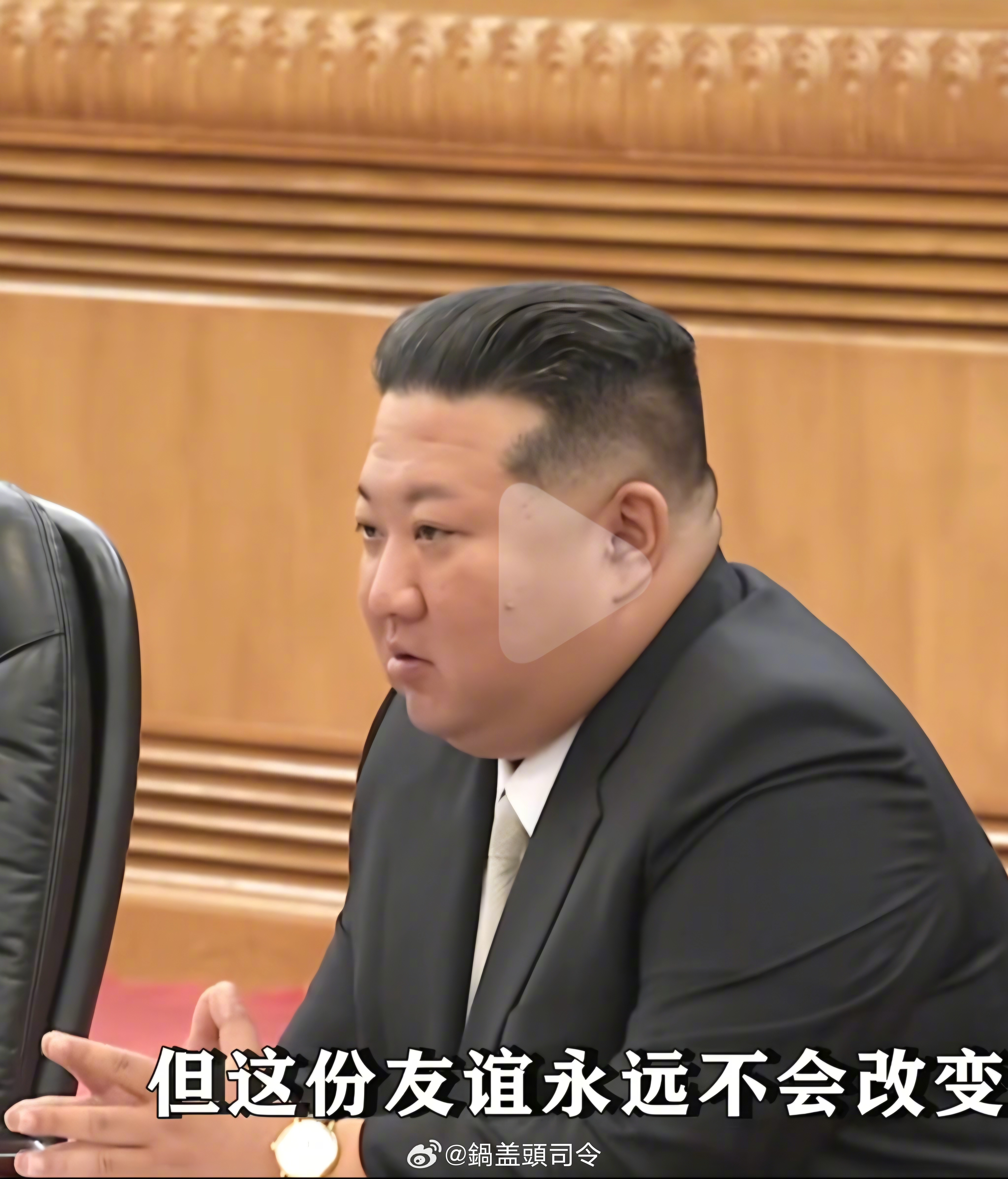 #金正恩乘专列离京返程#他这次来说了一句话印象很深：看到中国翻天覆地的发展和变化