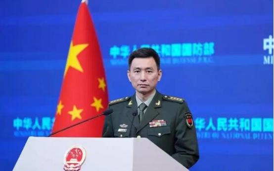 中国应该公开警告任何国家，谁胆敢攻击中国大陆本土目标，无论从哪里发动攻击，中国在