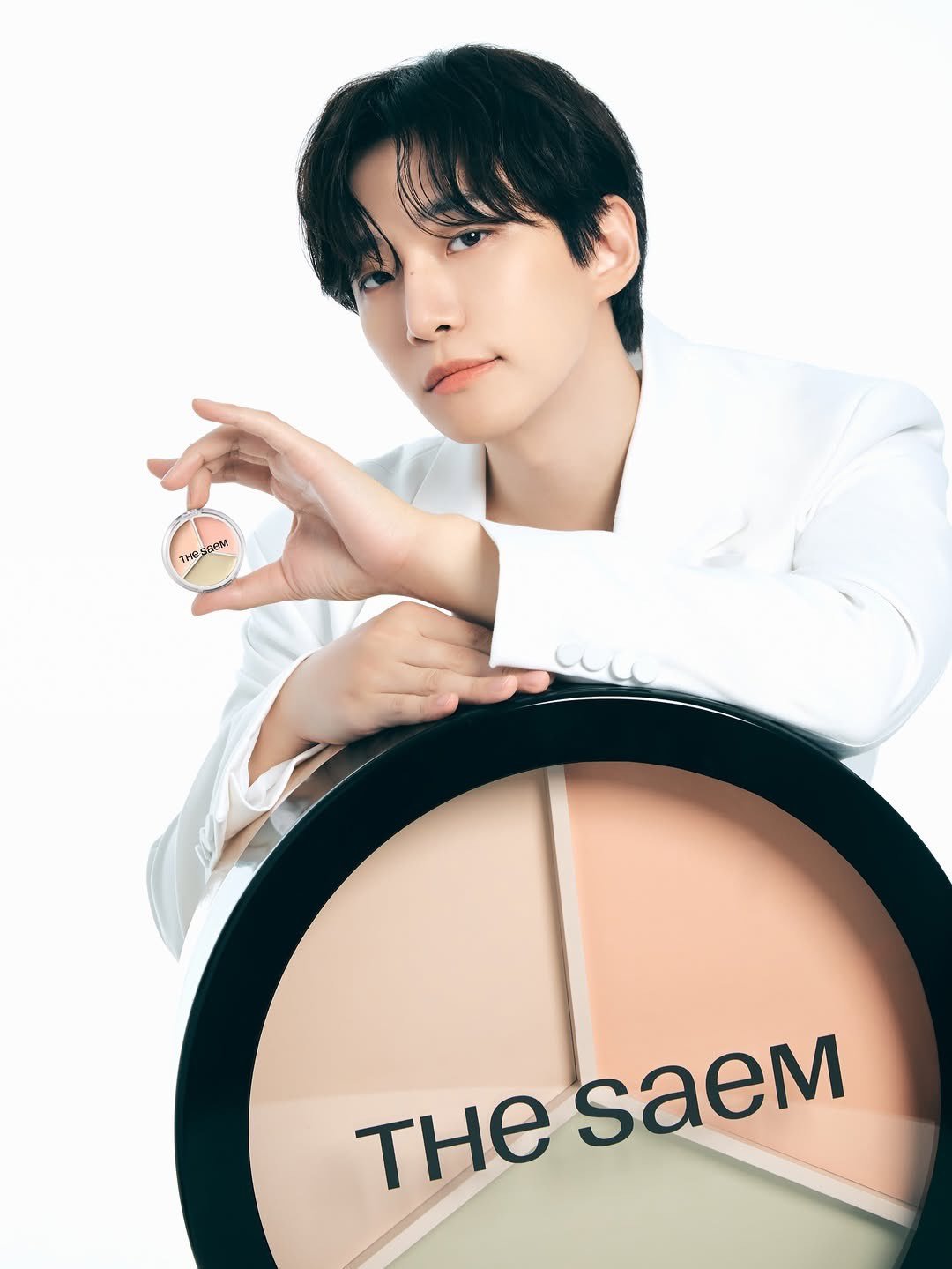 2PM 李俊昊260527thesaem.official IG全新装修的 Ol