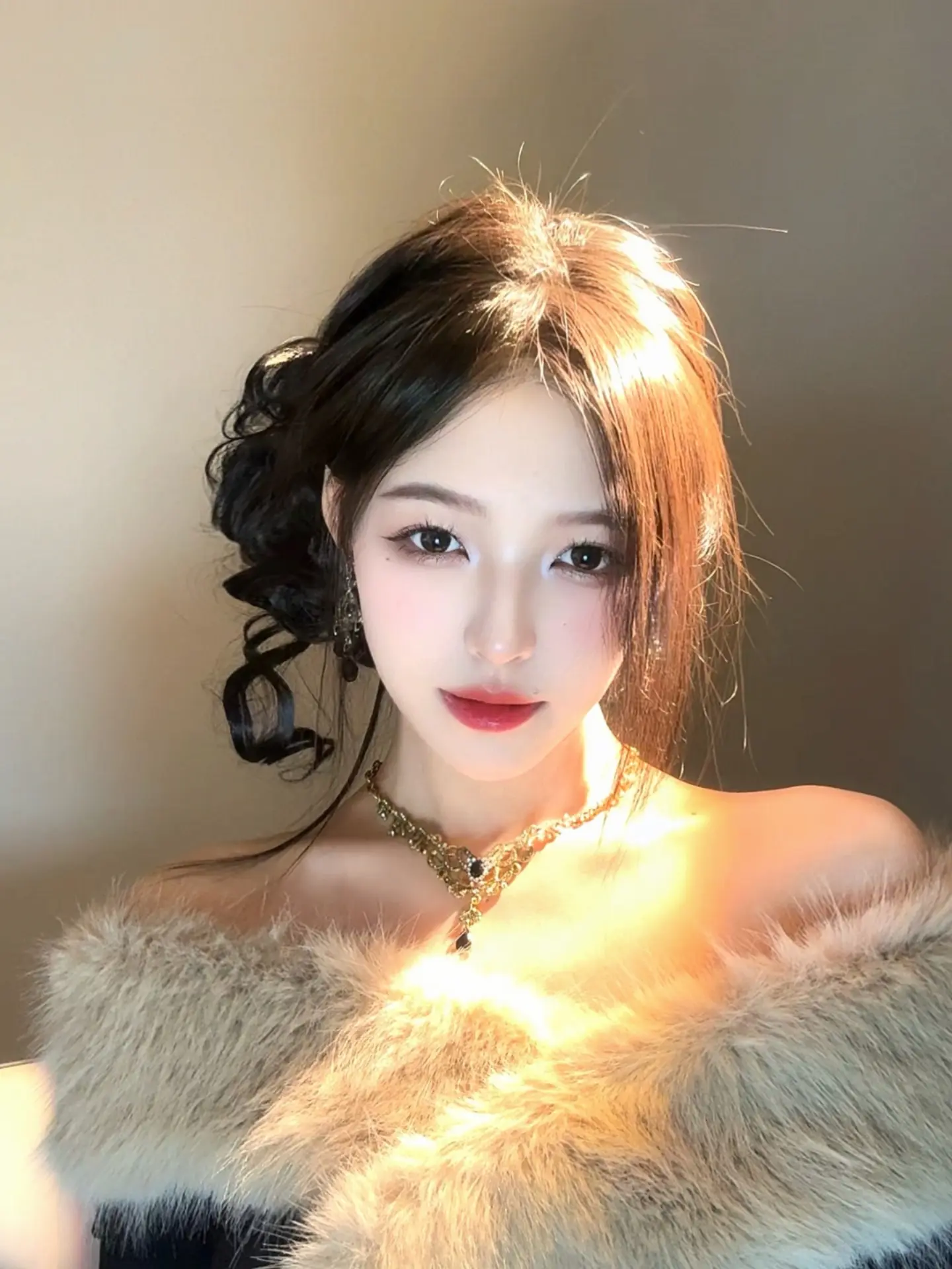 谁许你天上人间 谁和你恨海情天