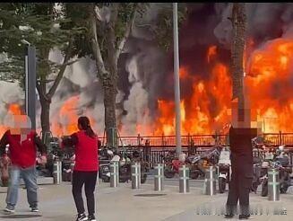 12月1日13时40分许，广州海珠区工业大道北五一新村小区门口（沙园地铁站C口附