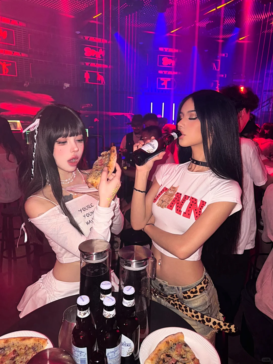 𝗵𝗮𝗽𝗽𝘆 𝗱𝗮𝘆姐姐带妹妹又吃又喝又玩