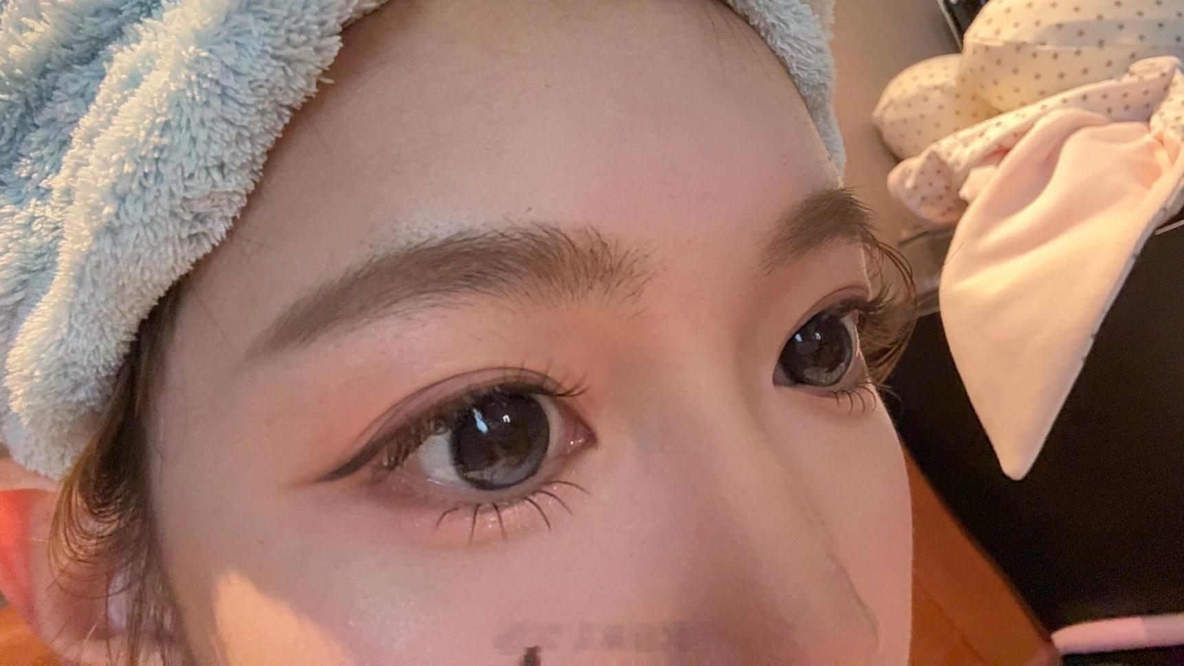 刚洗完头发现今天的眼妆好好看