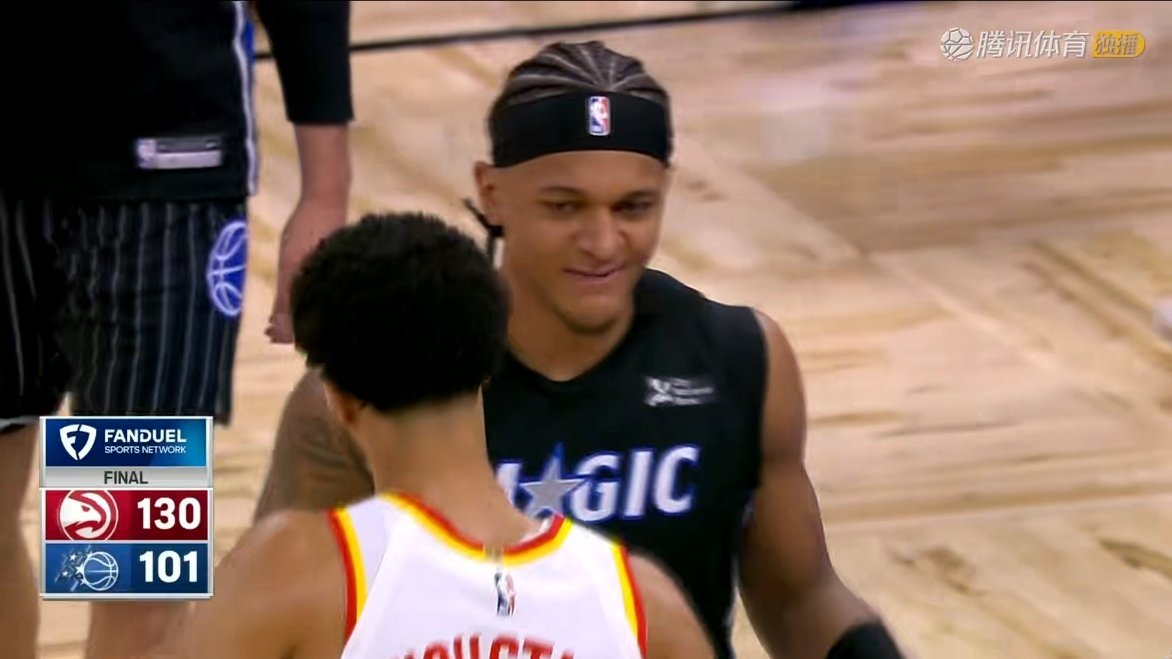老鹰29分大胜魔术！亚历山大-沃克16中11砍下32分 