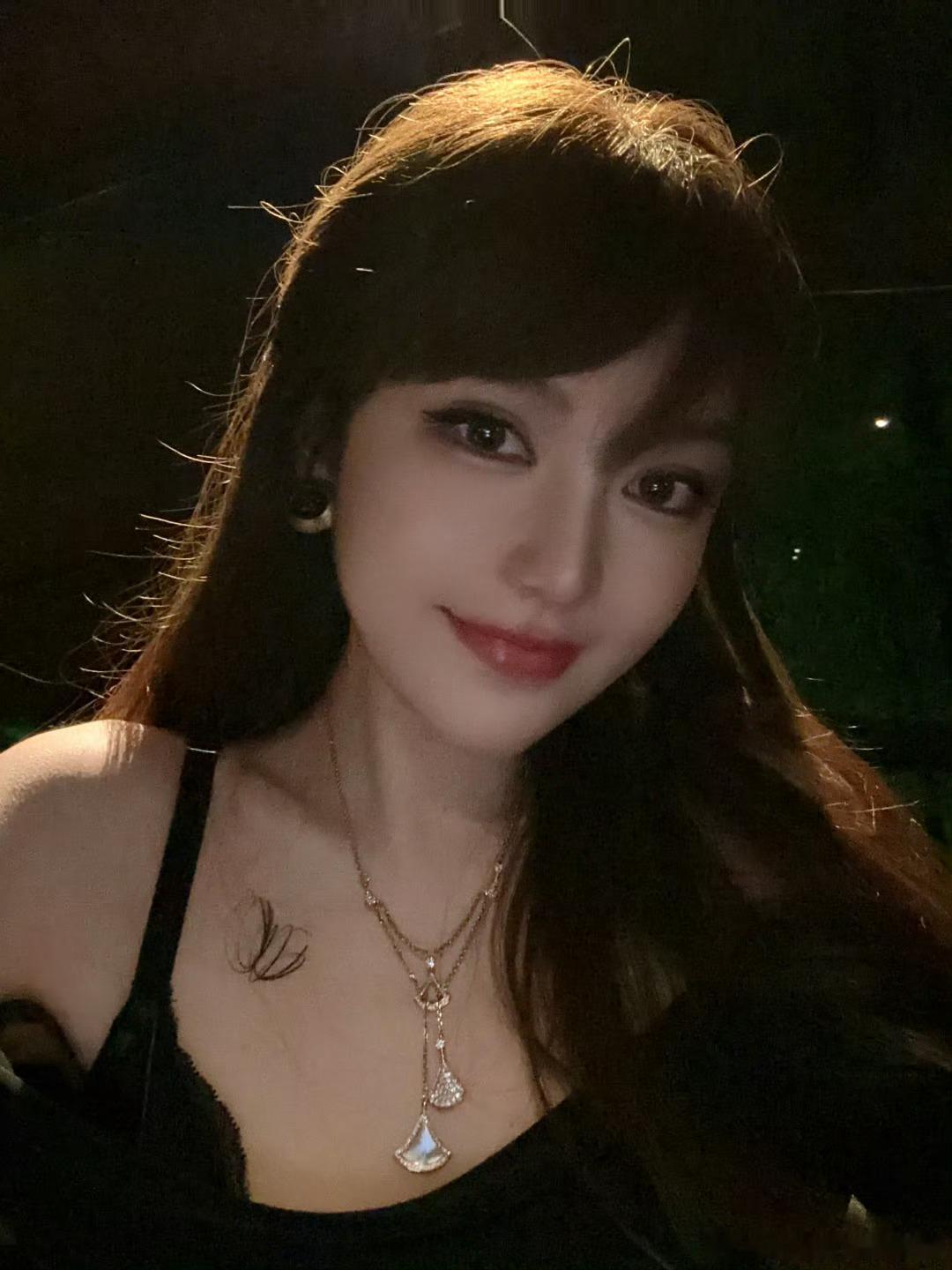 周扬青说男生撒娇有用 没想到男生撒娇这么管用！价格直降，周扬青都惊了，这招得学 