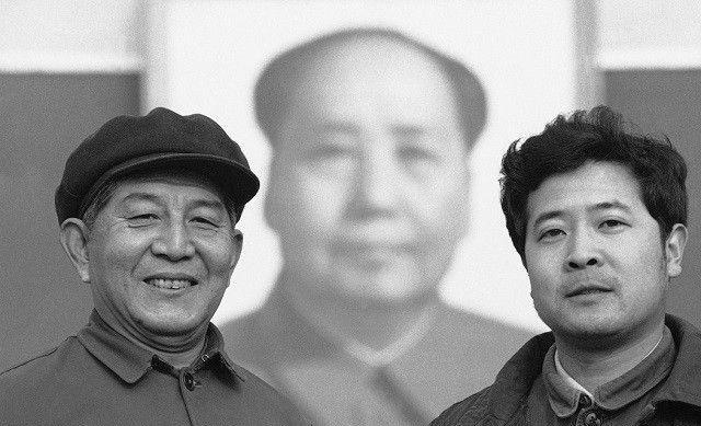 天安门城楼上，为何不悬挂毛主席的照片，反而要挂毛主席的画像？说起天安门广场，大家