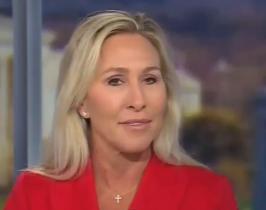 MAGA重要人物，曾是特朗普最忠诚的支持者但最近反目的马乔丽·泰勒·格林，在 C