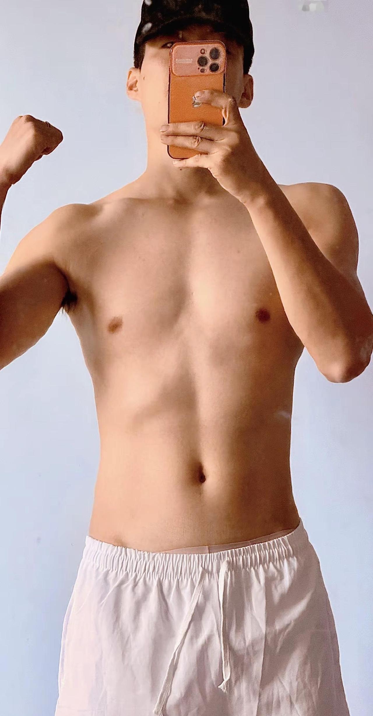 开头什么动静好像在哪里听过寸头男孩 随拍随发