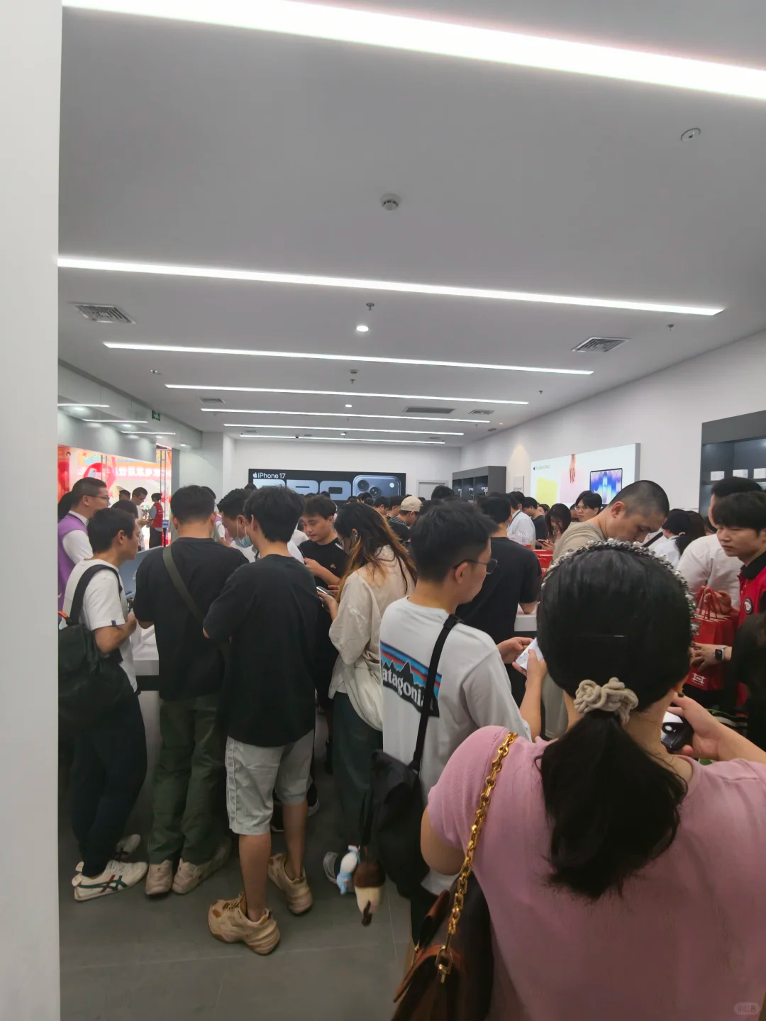 深圳南山京东mall现状！白玉兰入围名单iPhone