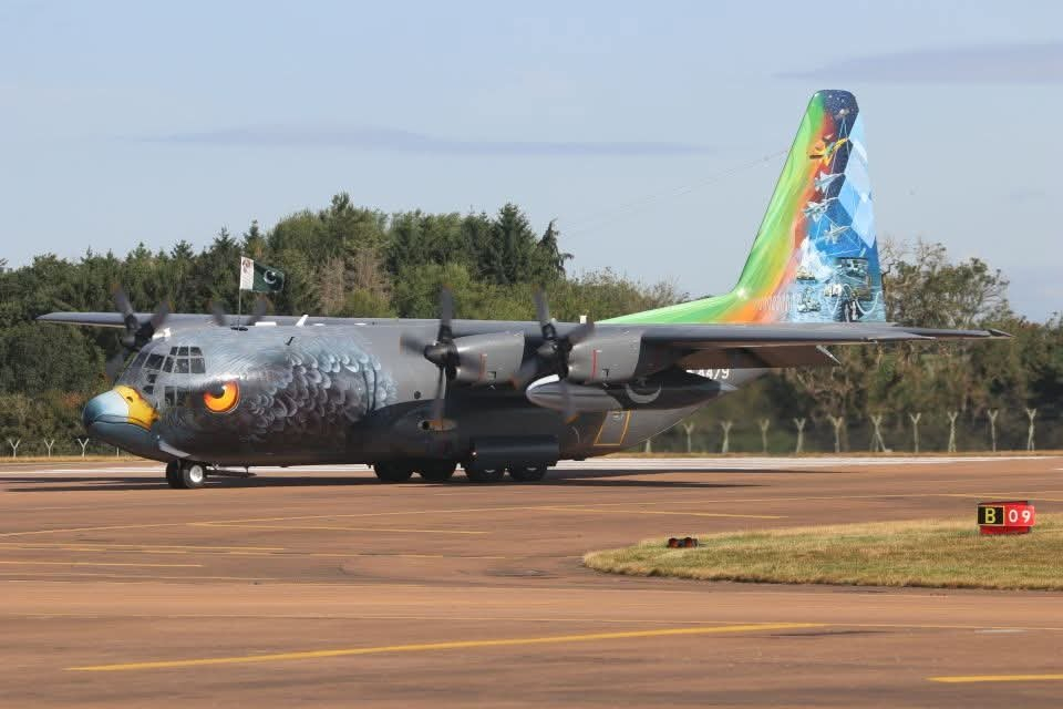 每天认识一件兵器 参加2025年英国皇家国际纹身飞机展览会(RIAT)的巴基斯坦