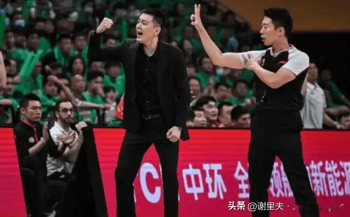 见招拆招，杨鸣看着邱彪“先犯错，再下手”，苏群赛后给邱彪支招：G2比赛和辽宁队抢