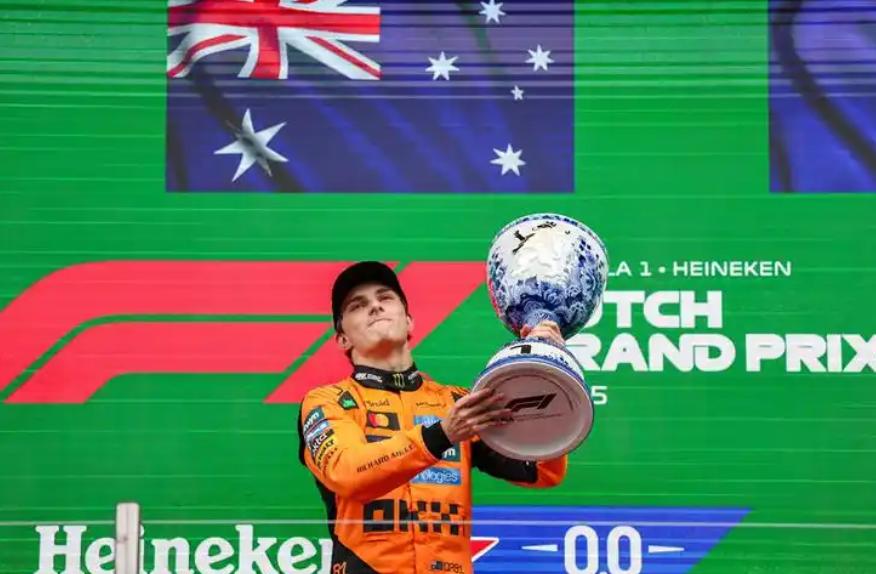 F1荷兰站：车迷文化有多疯狂？橙色军团名不虚传
说真的，F1这么多站里，荷兰站的