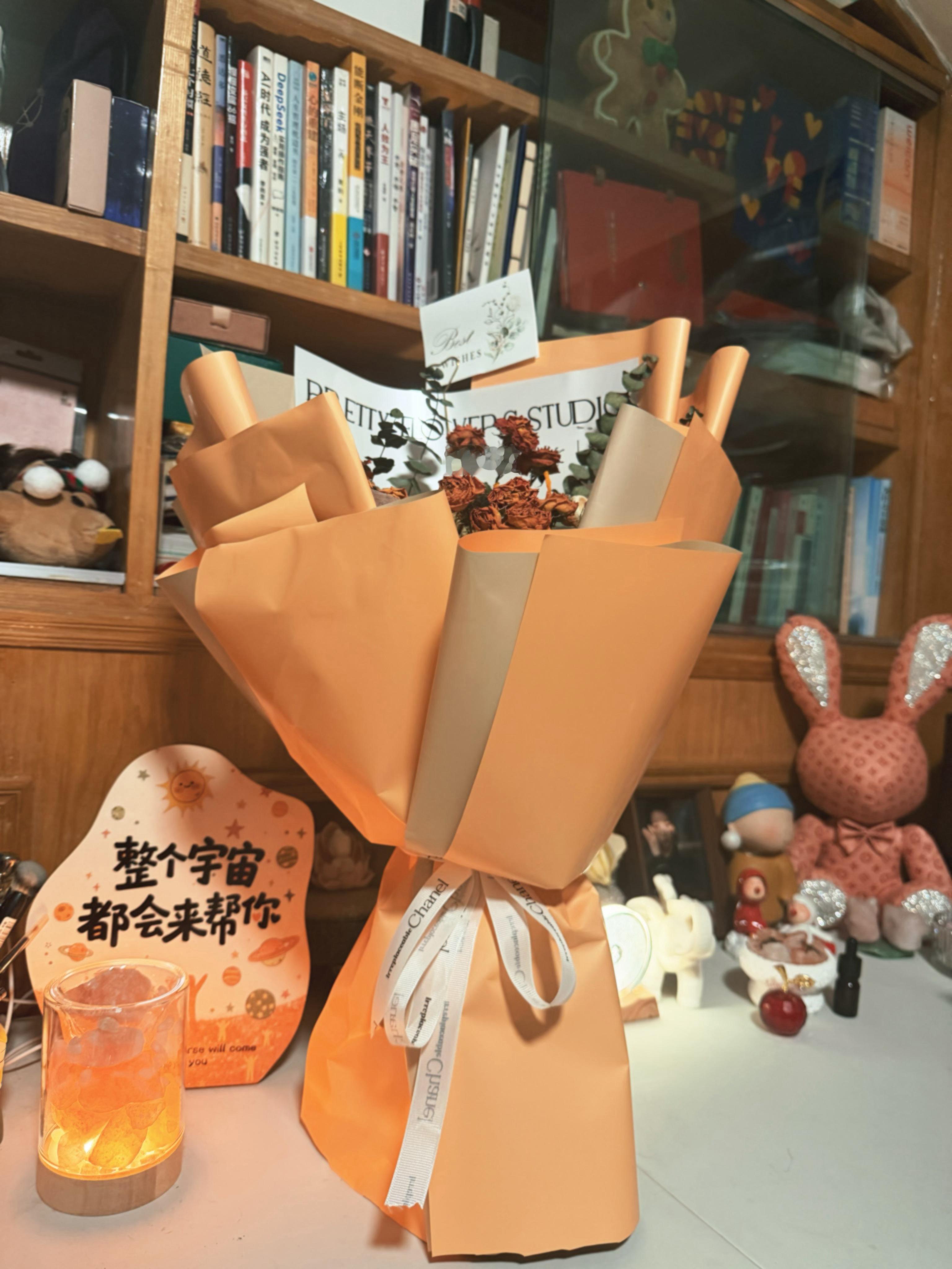 原来是九月奇迹啊[挤眼][可爱] ​​​