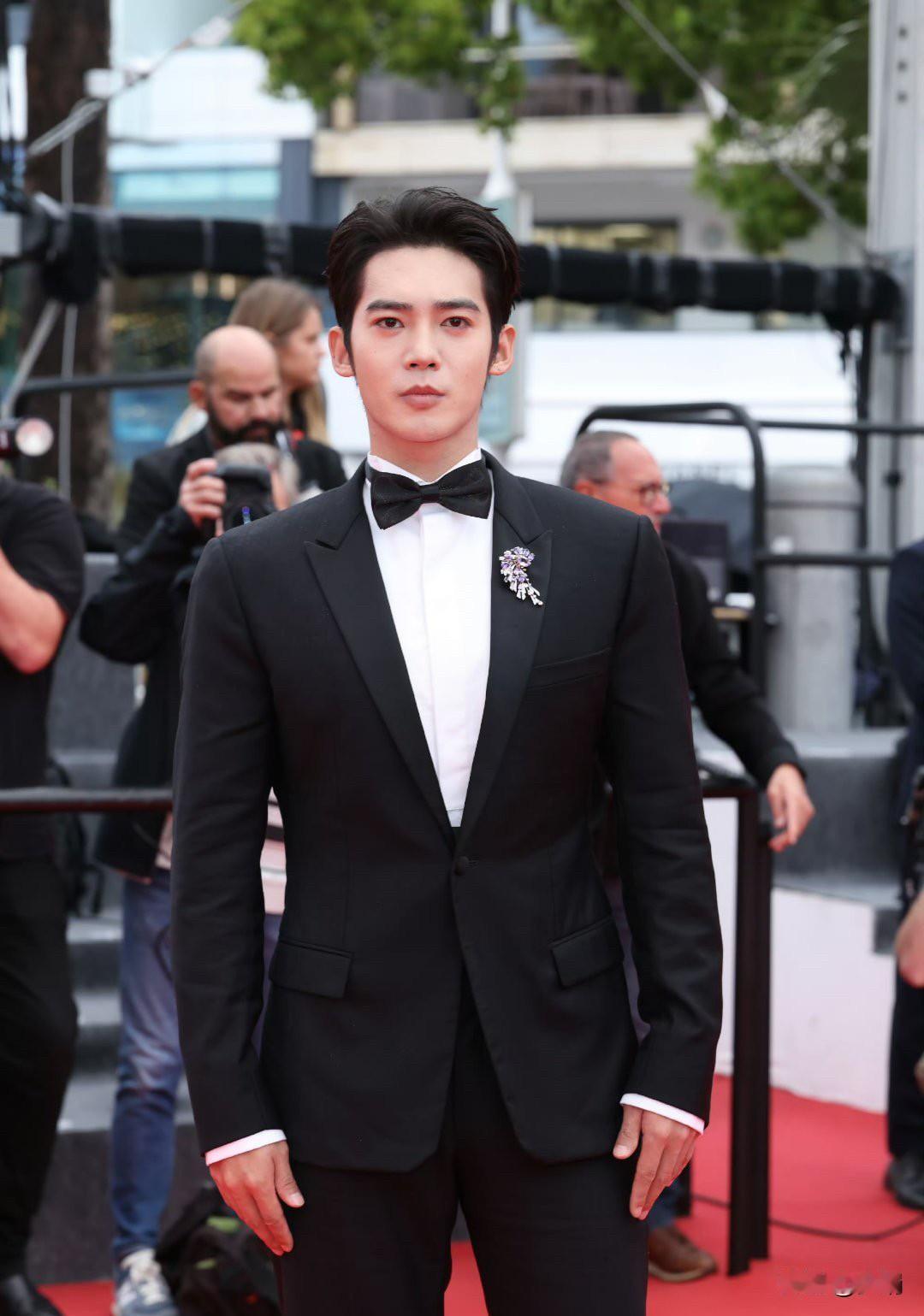 于适xCANNES Film Festival 2025.

于适戛纳红毯首秀!