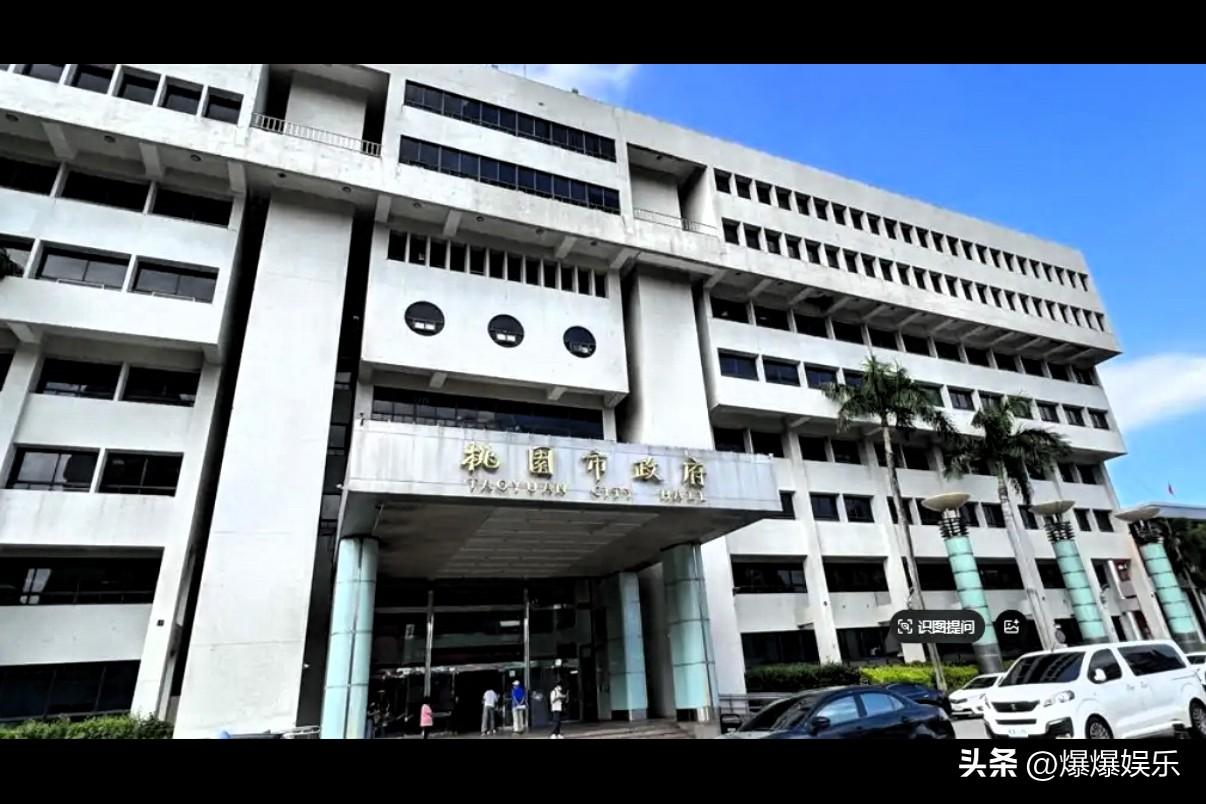 台湾省，一个女老师趁着课间、午休9次侵犯六年级男学生，甚至还怀孕，生了孩子，后来