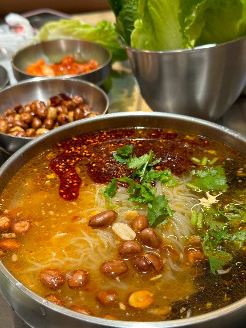晚上就这样饕餮进食节点话题校园v计划日常