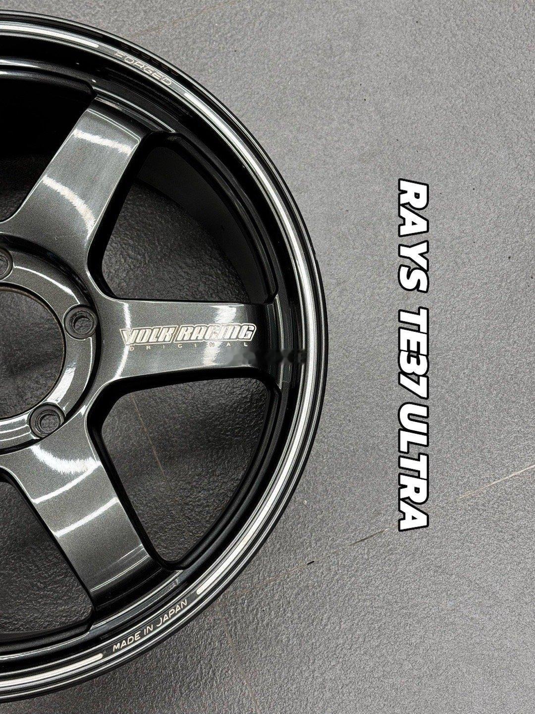 心情件：日本🇯🇵正品RAYS TE37Ultra数据：20寸 9.5J ET