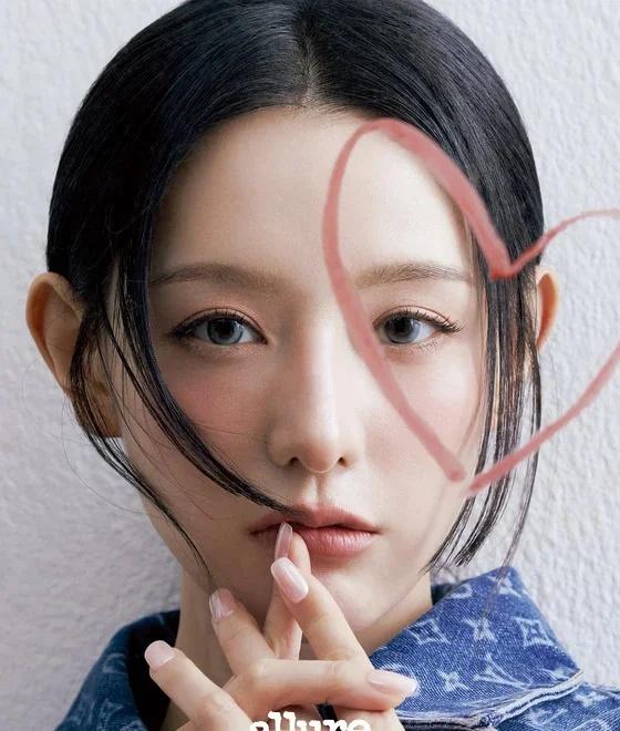 金智媛｜Allure Korea美妆画报💄💋
摄影:Kim Hee June