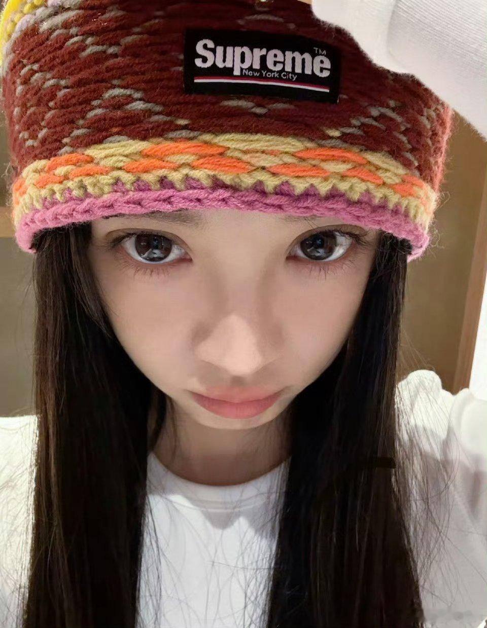田曦薇就是大眼萌妹世萌一来着  们小田可以直接演猫猫小公主了[兔子] ​​​