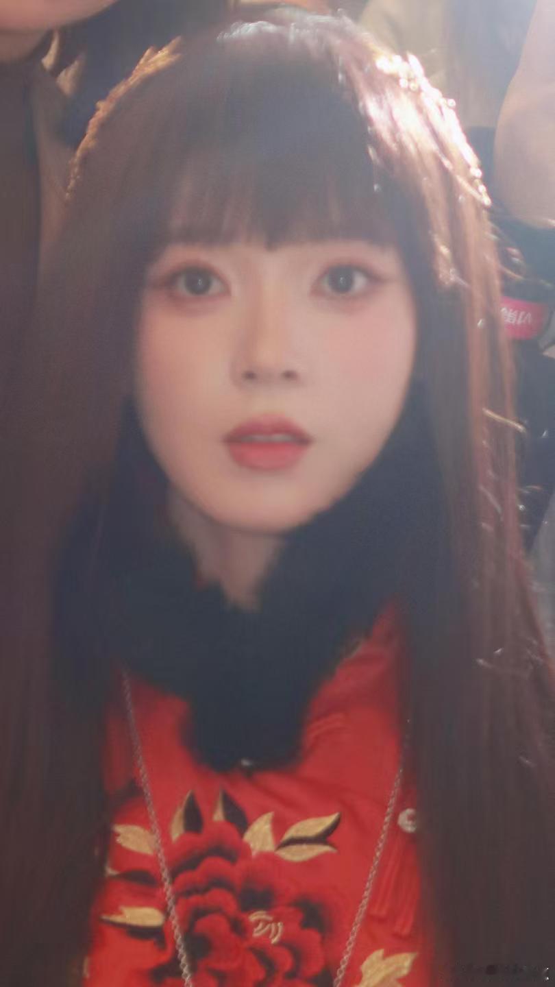 陈瑶乘风时光机岳绮罗造型乘风2026陈瑶乘风时光机岳绮罗造型梦回无心法师，红衣齐