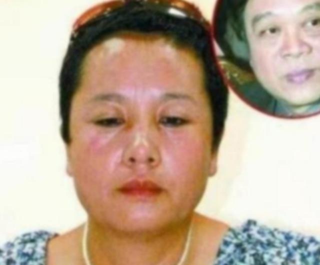 “赵忠祥瞒着妻子与我发生关系多年，并有特殊癖好，令我身心受到严重伤害。”2004