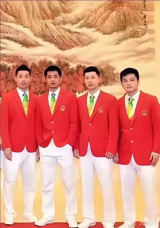 你发现没有，马龙是儒雅稳重的帅，许昕是机灵聪明的帅，张继科是桀傲不羁的帅，樊振东