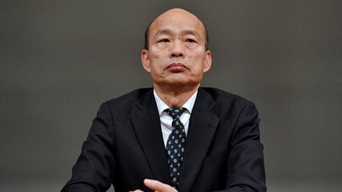 韩国瑜拒救沈伯洋，大陆再发悬赏通告，邱毅：两岸统一越来越近
 
民进党籍民意代表