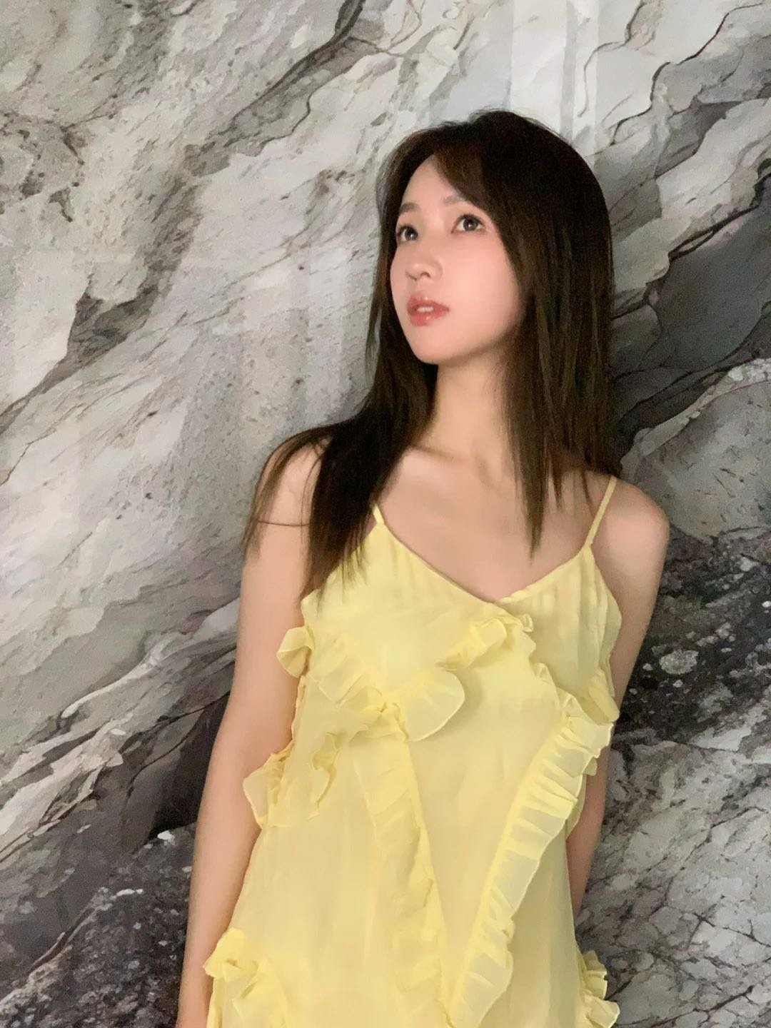 秦牛正威在超越班不再做reader无限超越班 不辩解，只用作品回应。她在无限超越