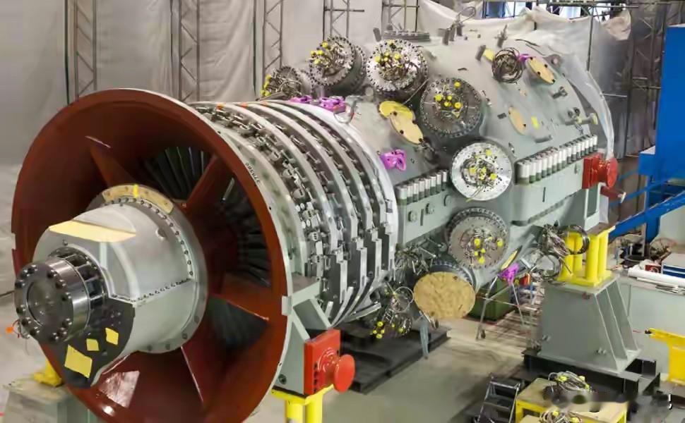 西方国家已经认识真相，中国已经从当初的”追赶者“变成了”引领者“，他们不得不承认