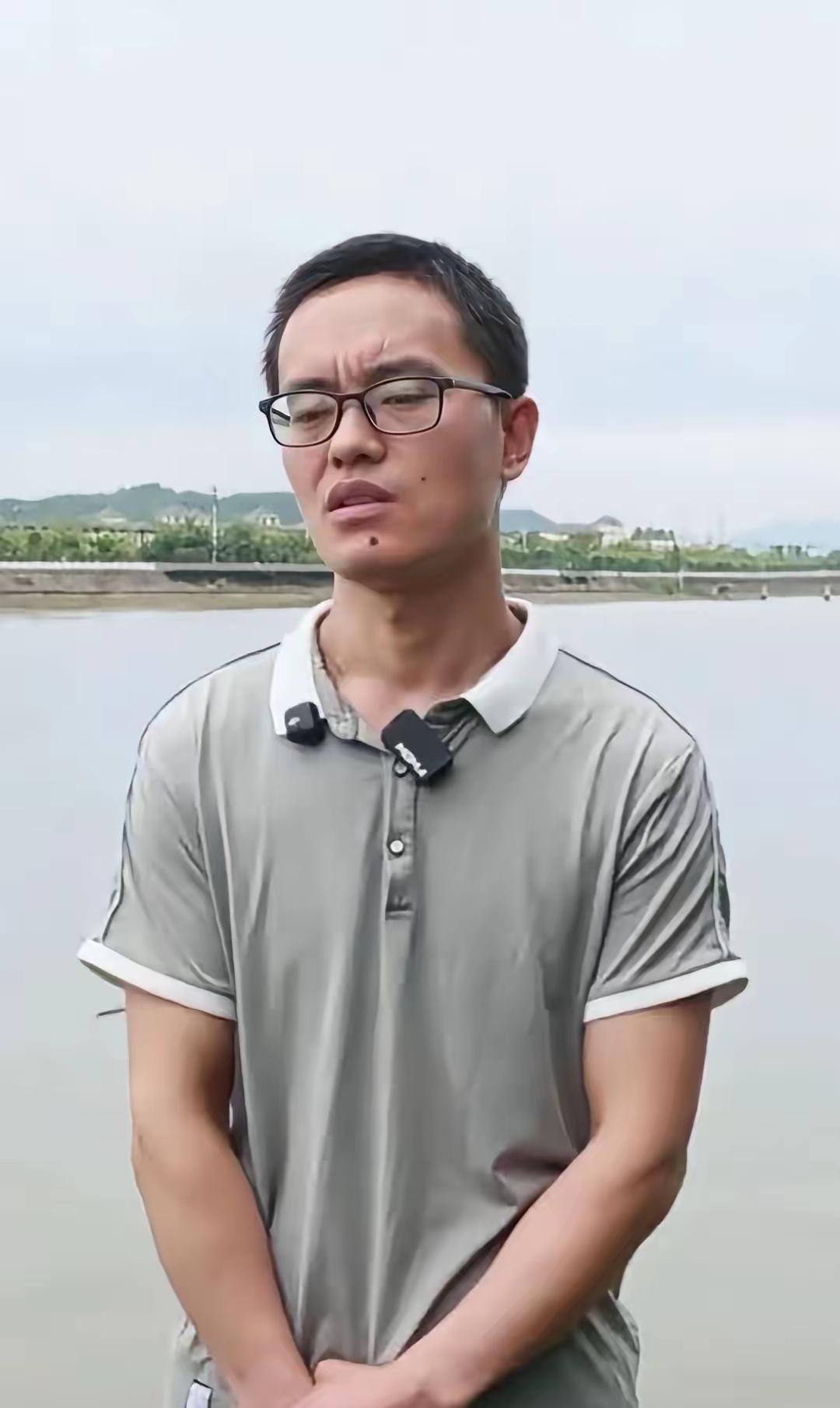 最近网上有个事儿传开了，河南西峡的一个大哥刘宗宇，大晚上的听见河里有人喊救命，衣