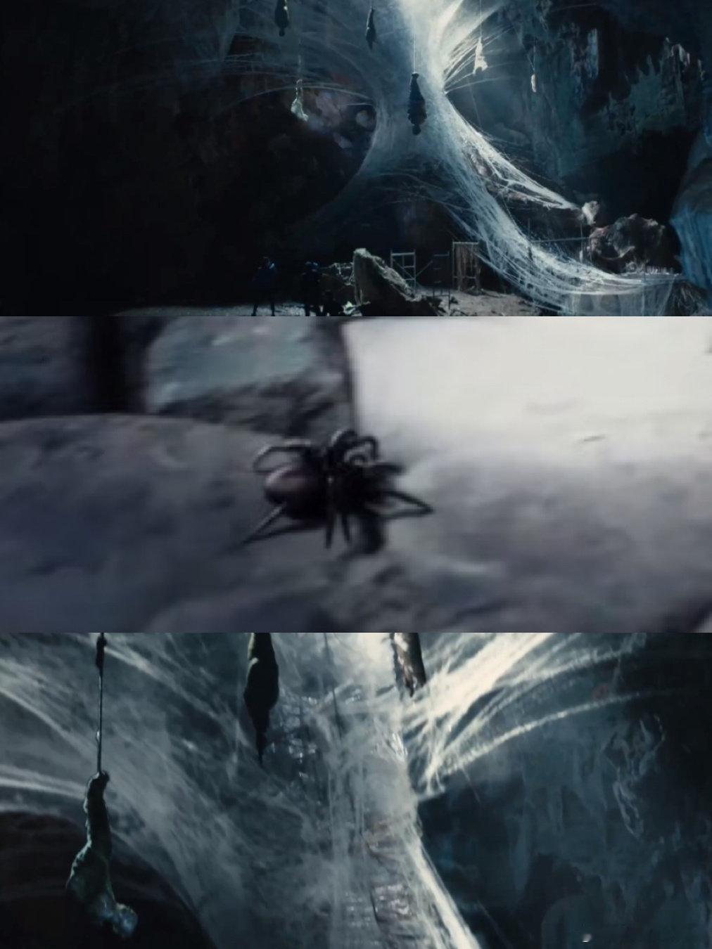 刚看完《剥茧》第一集，忍不住来分享观感。开头五分钟就吸引住了我，齐思哲载着女友突