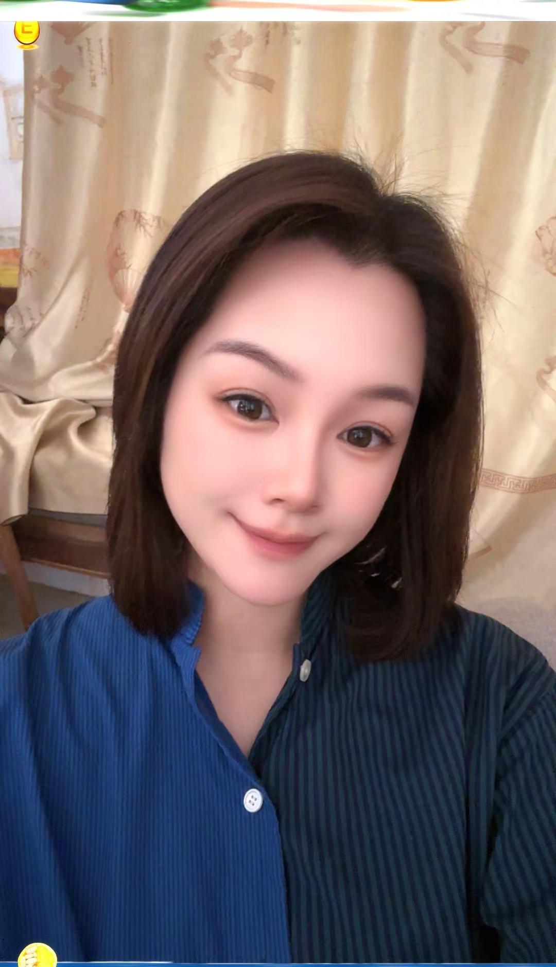 崇左的太阳如此毒辣，36度高温，躲在家里开空调，哪里都不想去！